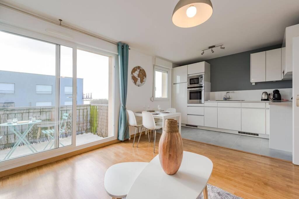 Crystal Apartment Disneyland Bmyguest Montevrain Luaran gambar